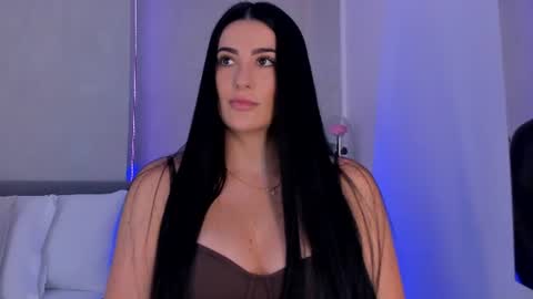 Laura online show from July 11, 2026, 9:49 pm