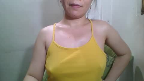 Snapshot of laricemsbest chatting on May 2, 2026, 4:01 pm Larice online show from May 2, 2026, 4:01 pm