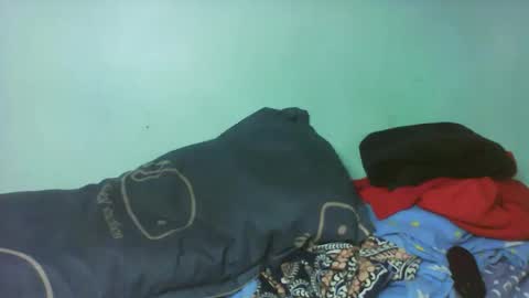 larissa645771 online show from October 3, 2025, 6:49 pm