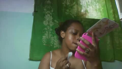 larissa645771 online show from January 13, 2026, 5:13 am