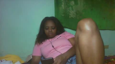 larissa645771 online show from February 24, 2026, 7:01 pm