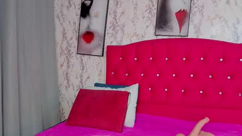 larissa_antonella online show from February 7, 2026, 4:16 am