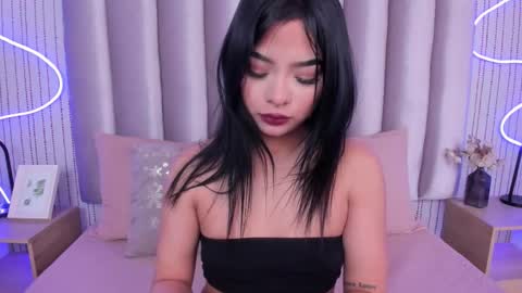 Valentina online show from October 22, 2025, 3:18 am