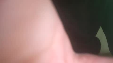 Snapshot of larry009 chatting on March 4, 2026, 9:48 am larry009 online show from March 4, 2026, 9:48 am