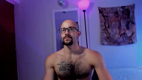 Snapshot of larry_stewart chatting on March 11, 2026, 6:25 pm larry_stewart online show from March 11, 2026, 6:25 pm