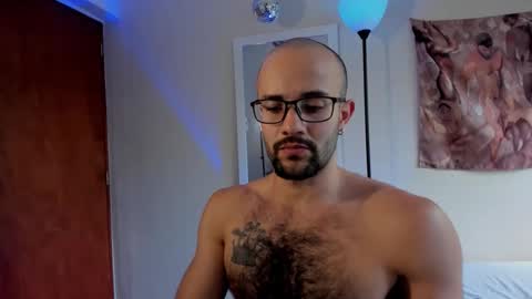 Snapshot of larry_stewart chatting on March 29, 2026, 5:35 pm larry_stewart online show from March 29, 2026, 5:35 pm