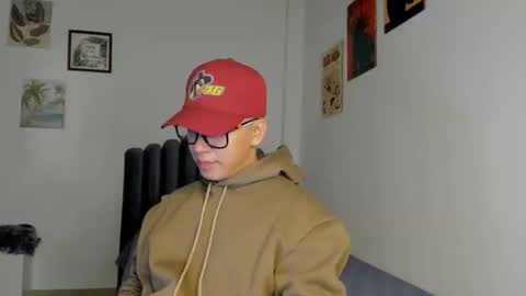 Snapshot of lass_nazar chatting on March 4, 2026, 2:06 am lass_nazar online show from March 4, 2026, 2:06 am