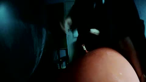 Snapshot of latexchris77 chatting on December 23, 2024, 10:33 pm latexchris77 online show from December 23, 2024, 10:33 pm