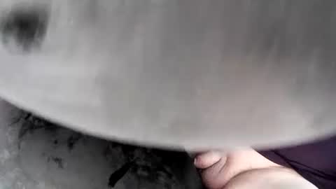 latexchris77 online show from April 15, 2026, 9:49 am