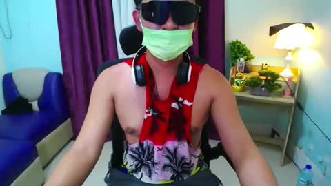 latin_boys0201 online show from March 19, 2026, 9:24 am