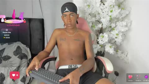 Snapshot of latin_kay1 chatting on March 20, 2026, 10:14 pm kay online show from March 20, 2026, 10:14 pm