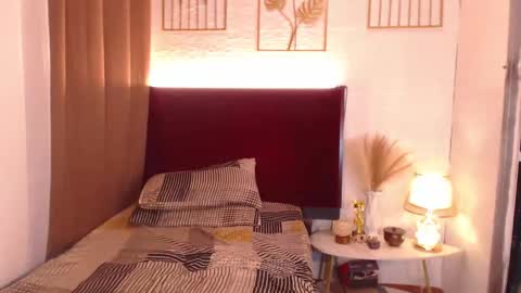 Snapshot of latina_babyyyy13 chatting on March 10, 2025, 9:29 pm latina_babyyyy13 online show from March 10, 2025, 9:29 pm