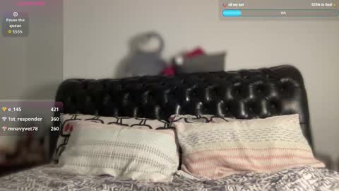 latina_bbyxo online show from October 23, 2025, 8:02 am