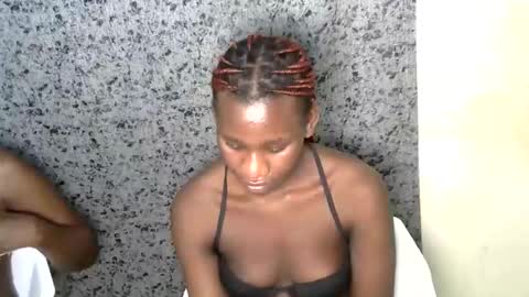 Latina online show from November 26, 2025, 6:09 pm