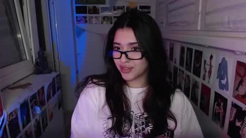 miiiiiiaaaa online show from February 7, 2025, 3:01 am