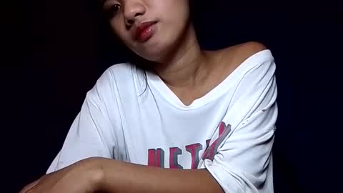 Snapshot of latina_shaine chatting on June 9, 2026, 12:00 am latina_shaine online show from June 9, 2026, 12:00 am