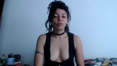 Latinacoka online show from June 1, 2026, 9:38 pm
