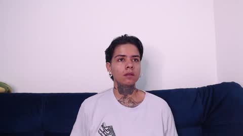 Alex online show from December 3, 2024, 3:44 pm