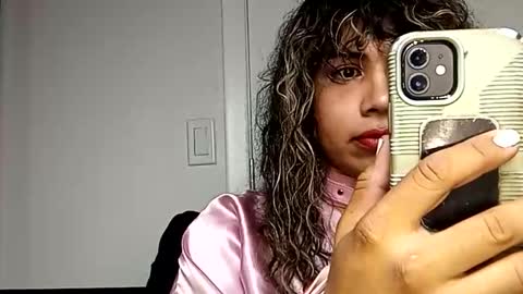 latinatgirldoll online show from November 26, 2025, 9:32 am