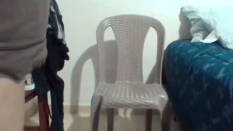 Robert online show from December 21, 2024, 6:02 pm