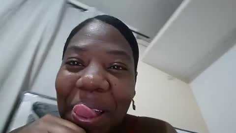 Latinhoney487 online show from March 27, 2026, 2:39 am