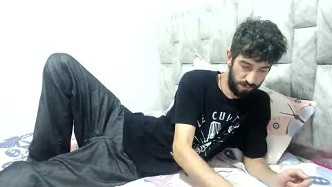 latinlustandfrenchkiss online show from December 1, 2025, 5:40 pm