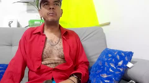 latinmartin254 online show from September 22, 2025, 12:23 am