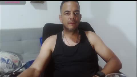 latinmartin254 online show from April 19, 2026, 7:27 pm