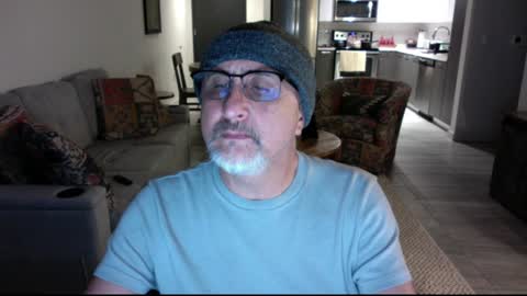 QS - INDEPENDENT MODEL online show from December 28, 2024, 2:33 am