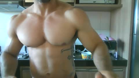 Snapshot of latino_rodri chatting on July 3, 2026, 12:22 pm latino_rodri online show from July 3, 2026, 12:22 pm