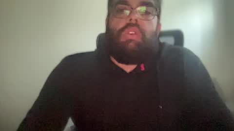 call me papi -- follow my twitter latinoc30 online show from October 8, 2025, 2:14 pm