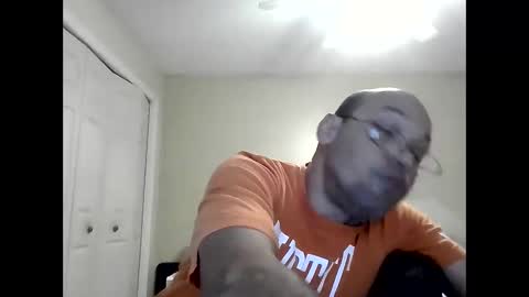 Snapshot of latinoinfla chatting on December 8, 2024, 9:19 pm latinoinfla online show from December 8, 2024, 9:19 pm