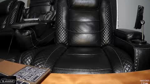 Nico online show from October 3, 2025, 6:16 pm