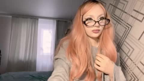 nicole online show from March 6, 2026, 2:35 pm