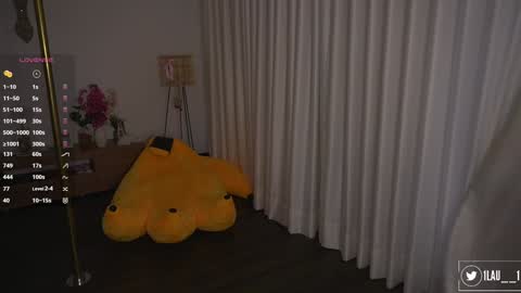 Snapshot of lau__1 chatting on March 28, 2026, 9:36 pm IG 1lau 1 X 1lau 1 online show from March 28, 2026, 9:36 pm