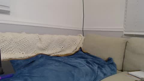 LauLauMa online show from February 6, 2025, 12:33 am