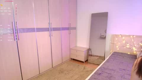 Lauma online show from March 19, 2026, 5:33 am