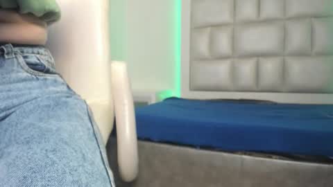 Snapshot of laura__js_ chatting on September 29, 2025, 3:33 am laura__js_ online show from September 29, 2025, 3:33 am