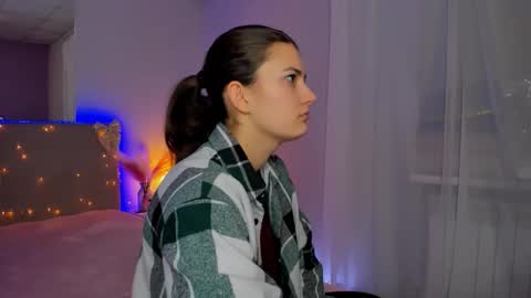 Laura online show from March 23, 2026, 5:44 am