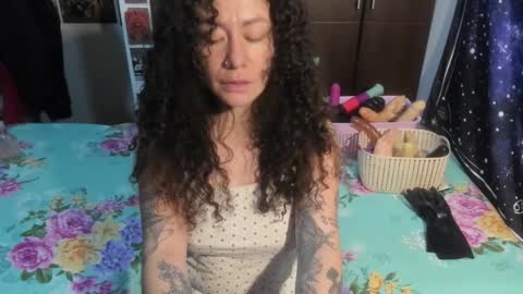  Wen  online show from February 2, 2026, 6:17 pm