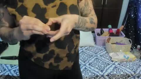  Wen  online show from February 16, 2026, 7:10 pm