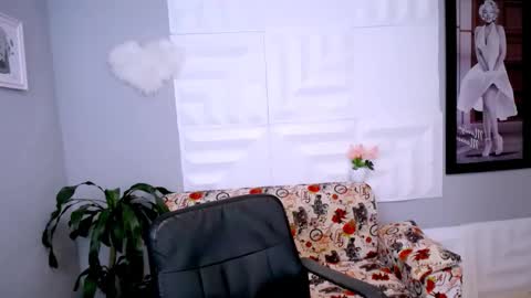 LAURA online show from February 27, 2026, 3:12 pm