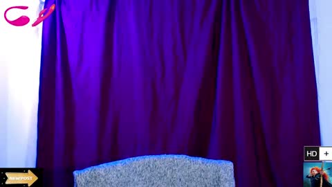 Snapshot of laura_fountain_ chatting on February 7, 2025, 2:26 pm weedcam Curly Laura OF online show from February 7, 2025, 2:26 pm