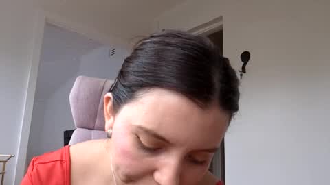 Laura Lee. online show from January 16, 2025, 2:09 am