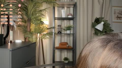 Samantha online show from November 22, 2025, 3:11 pm