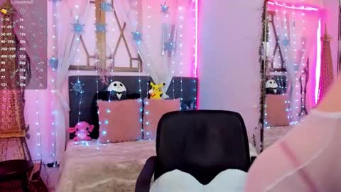 Kate  online show from February 6, 2026, 12:08 pm