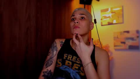 Laura Rose online show from March 8, 2026, 2:04 am