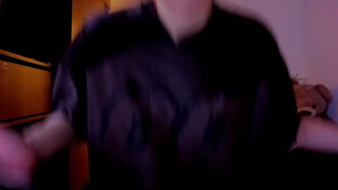 Laura Rose online show from April 17, 2026, 6:55 pm