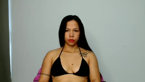 Snapshot of lauracb_ chatting on July 5, 2026, 12:12 pm lauracb online show from July 5, 2026, 12:12 pm