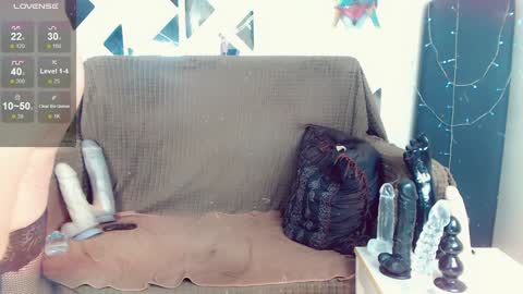 LauraCrystall online show from January 21, 2025, 2:59 pm